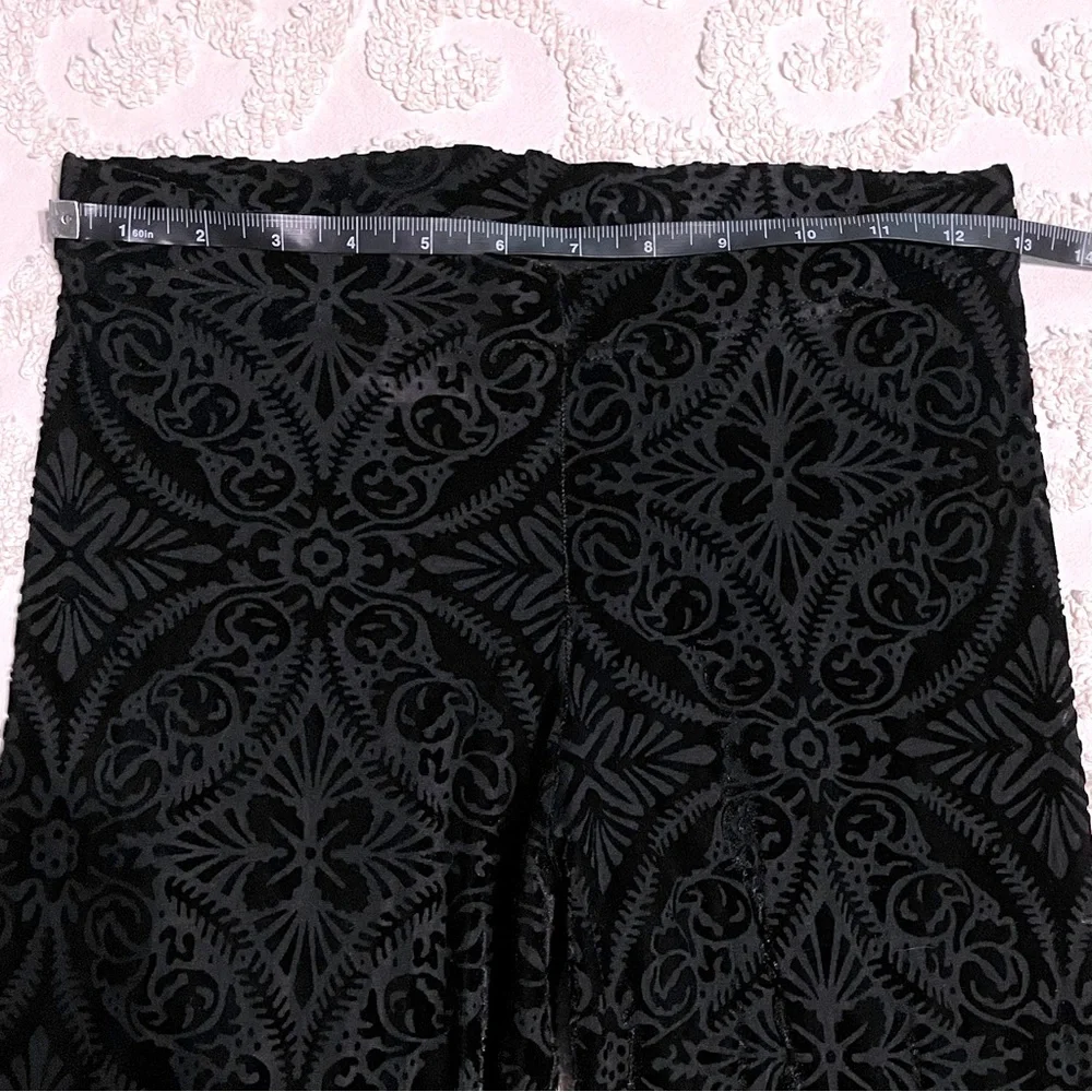 Blackmilk Gothic Velvet Patterned Leggings medium - Picture 3 of 10
